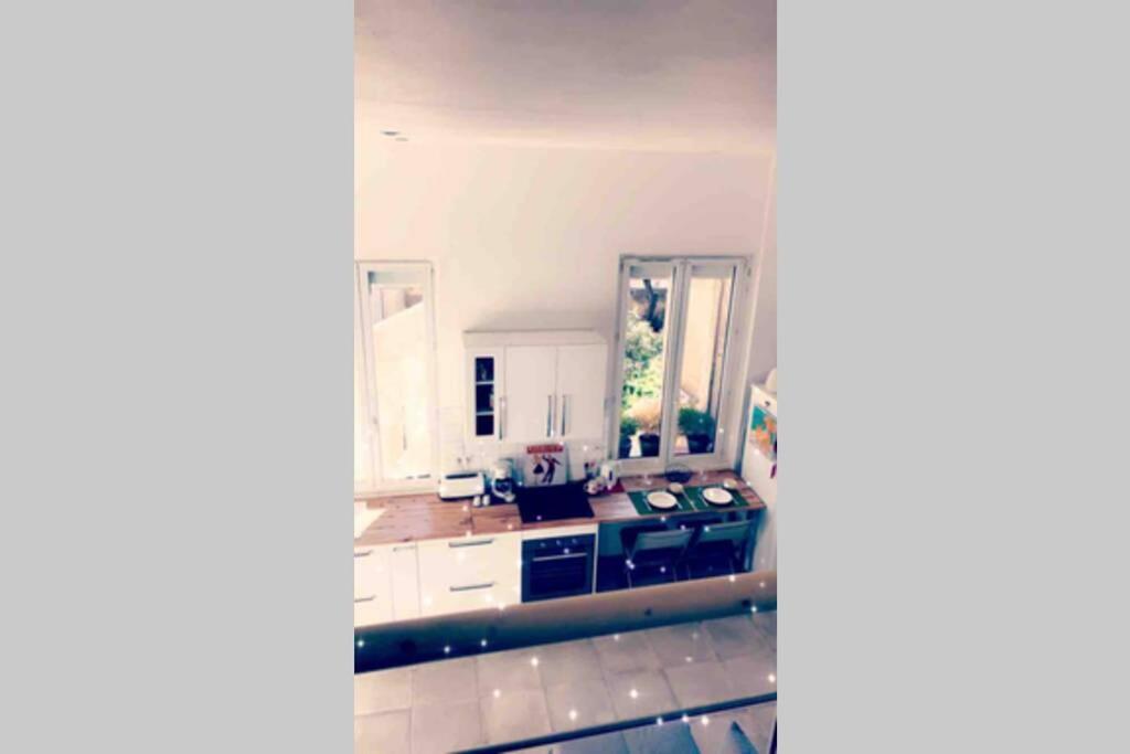 Le Grand Mole - 2 A 8 Voyageurs Apartment Сет Екстериор снимка